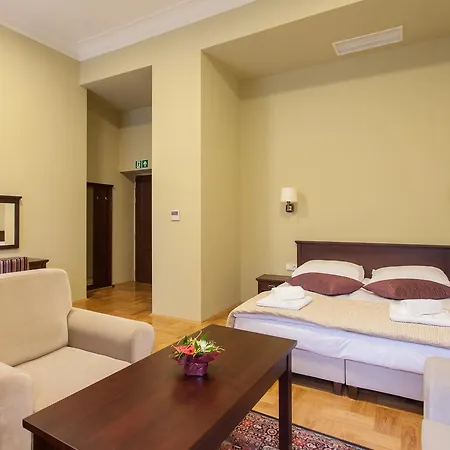 Bed and Breakfast Dom Goscinny Agh 